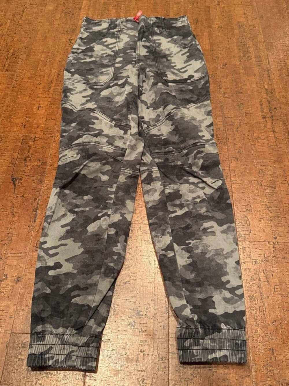 Spanx Women’s Small Gray Camo Stretch Twill Cargo Jogger Pants